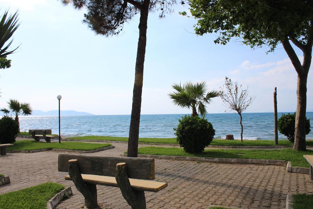 Samos Apart Pension Guzelcamlı Habitación foto